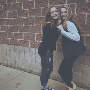 Meet your Posher, Kendra